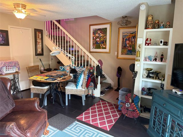 2120 El Paseo Street 703, Houston, TX 77054