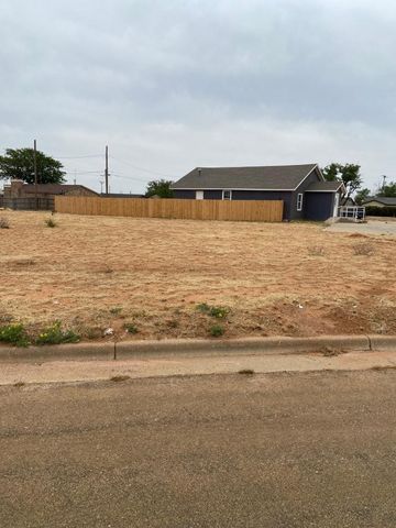 3504 E Cornell Street, Lubbock, TX 79403