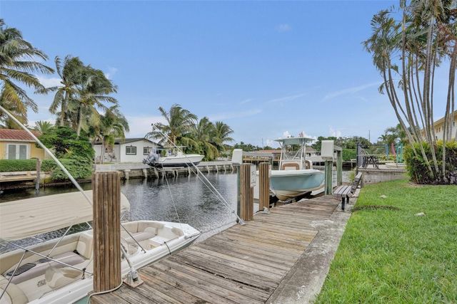301 E Mcnab Road 115, Pompano Beach, FL 33060