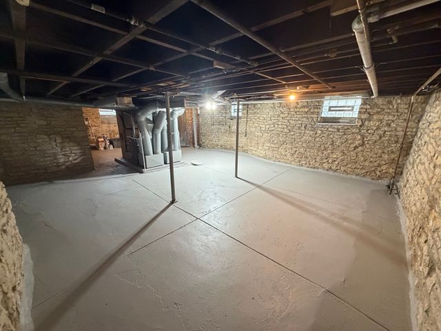 553 S Greenwood Avenue, Kankakee, IL 60901