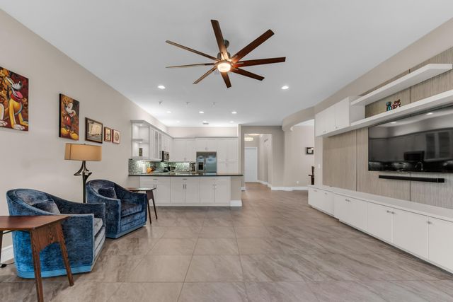 8543 Julian Alps Lane, Boynton Beach, FL 33473