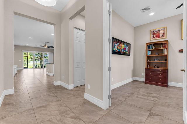 8543 Julian Alps Lane, Boynton Beach, FL 33473