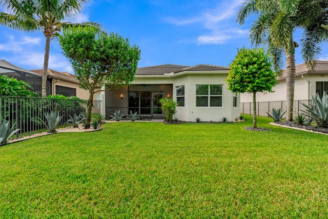 8543 Julian Alps Lane, Boynton Beach, FL 33473