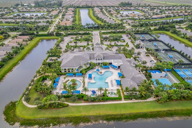 8543 Julian Alps Lane, Boynton Beach, FL 33473