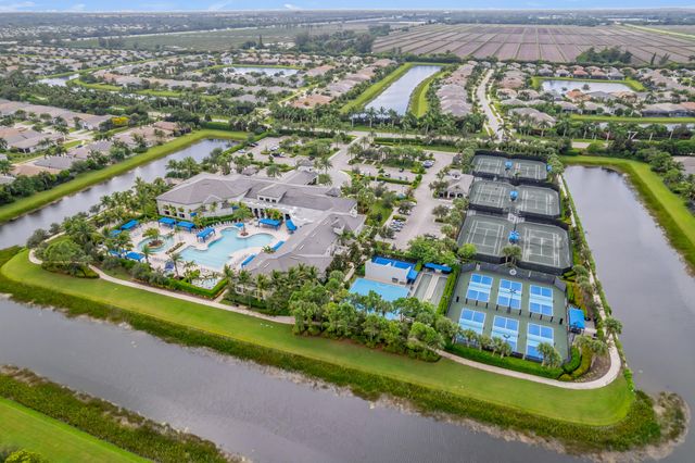 8543 Julian Alps Lane, Boynton Beach, FL 33473