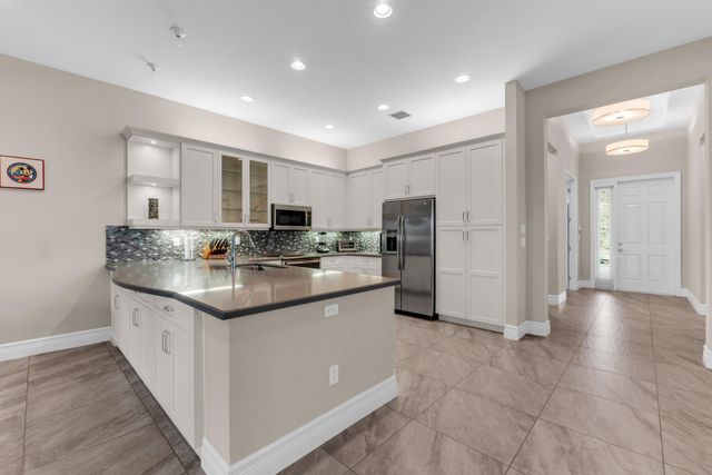 8543 Julian Alps Lane, Boynton Beach, FL 33473