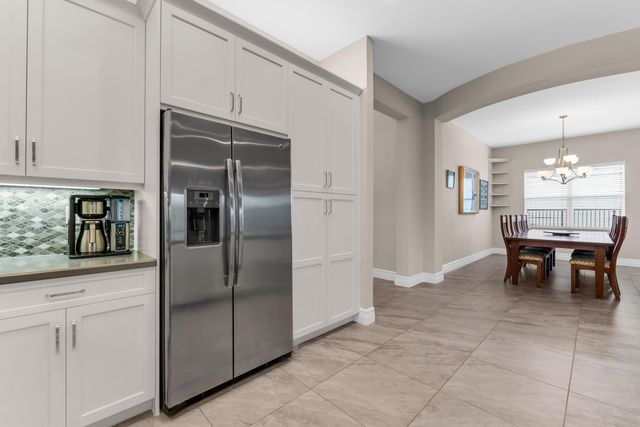 8543 Julian Alps Lane, Boynton Beach, FL 33473