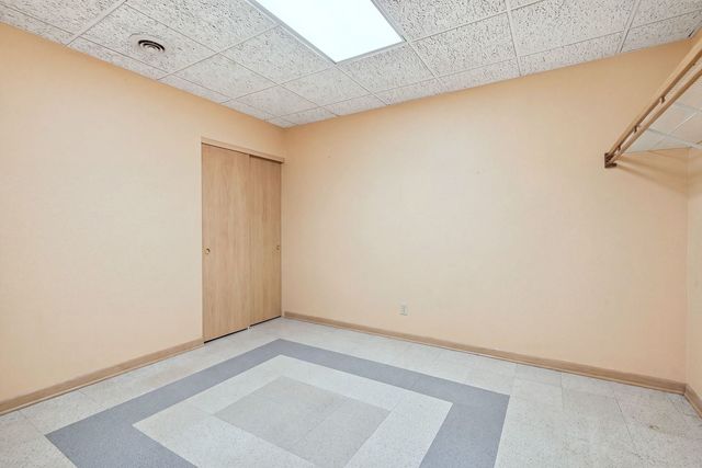 254 Wood Glen Lane, Oak Brook, IL 60523
