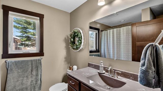 1929 Gooder Street, Eau Claire, WI 54703