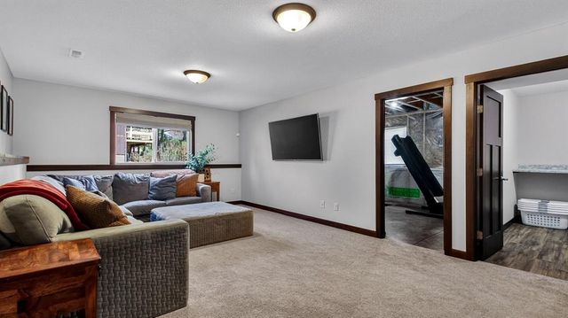 1929 Gooder Street, Eau Claire, WI 54703