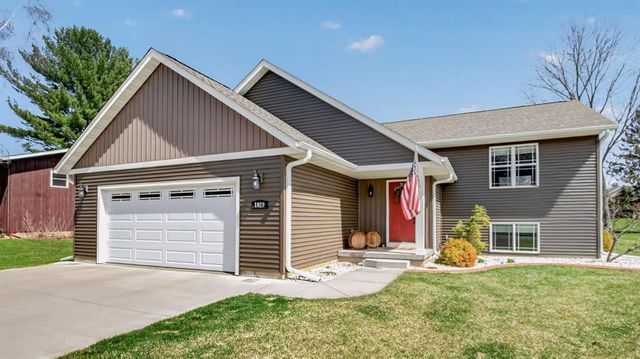 1929 Gooder Street, Eau Claire, WI 54703