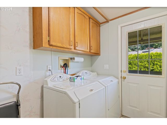 17548 Nw SHADY FIR Loop 21, Beaverton, OR 97006