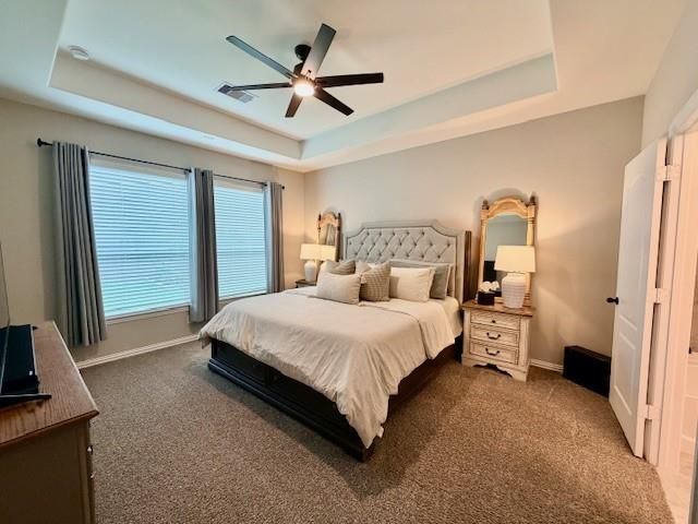 8711 W Crescent Lake Circle, Baytown, TX 77521