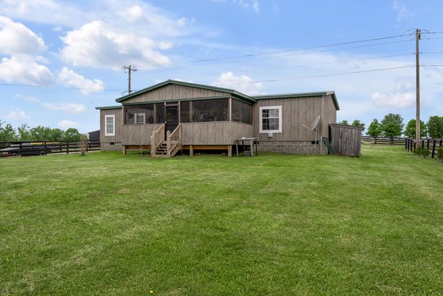 2900 Winchester Road, Paris, KY 40361