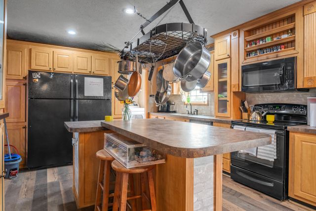 2900 Winchester Road, Paris, KY 40361