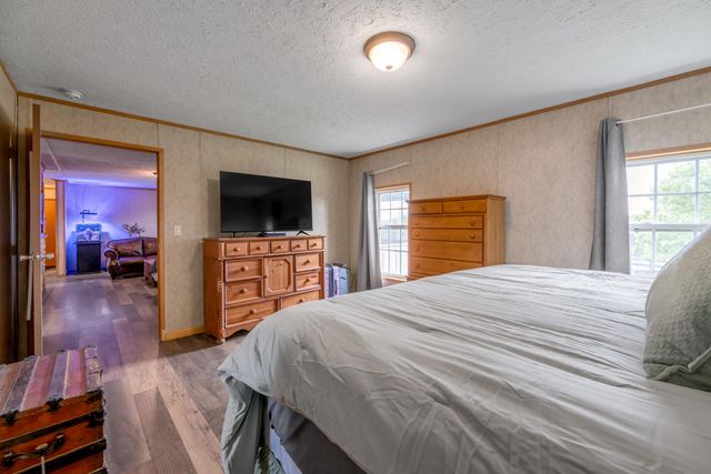 2900 Winchester Road, Paris, KY 40361