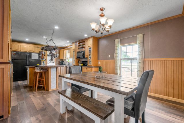 2900 Winchester Road, Paris, KY 40361