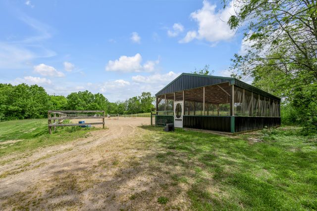 2900 Winchester Road, Paris, KY 40361