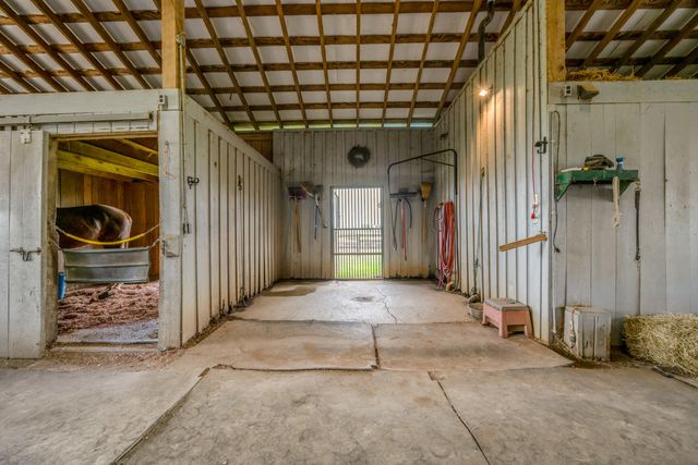 2900 Winchester Road, Paris, KY 40361