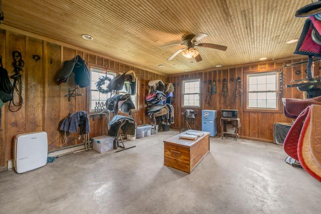 2900 Winchester Road, Paris, KY 40361