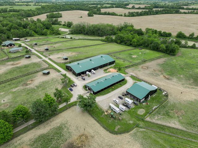 2900 Winchester Road, Paris, KY 40361