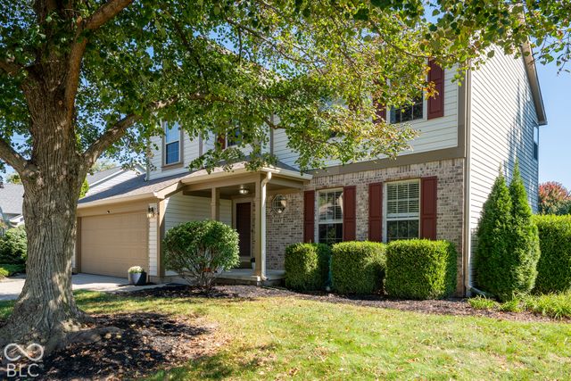 8567 Knoll Crossing, Fishers, IN 46038