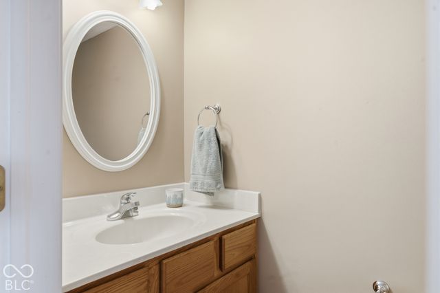 8567 Knoll Crossing, Fishers, IN 46038