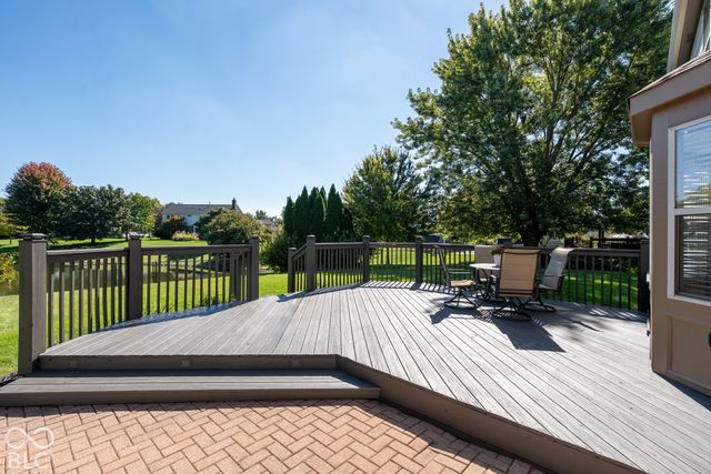 8567 Knoll Crossing, Fishers, IN 46038