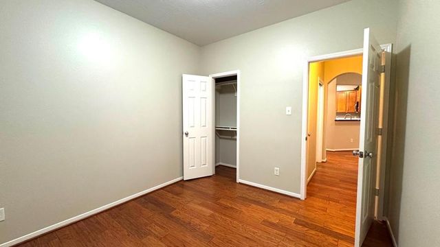 8923 Willow Wind Lane, Houston, TX 77083