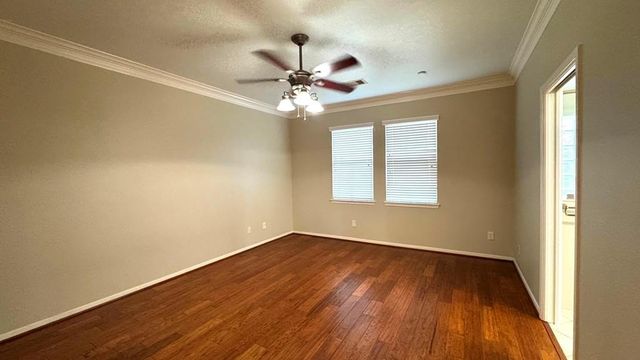 8923 Willow Wind Lane, Houston, TX 77083