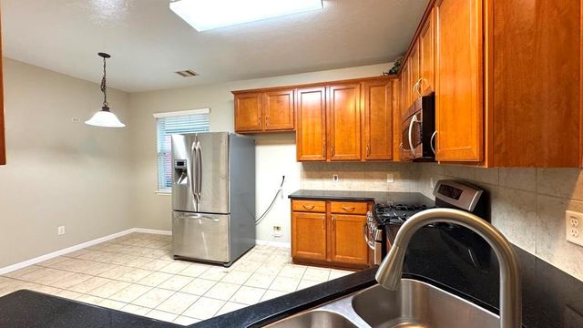 8923 Willow Wind Lane, Houston, TX 77083