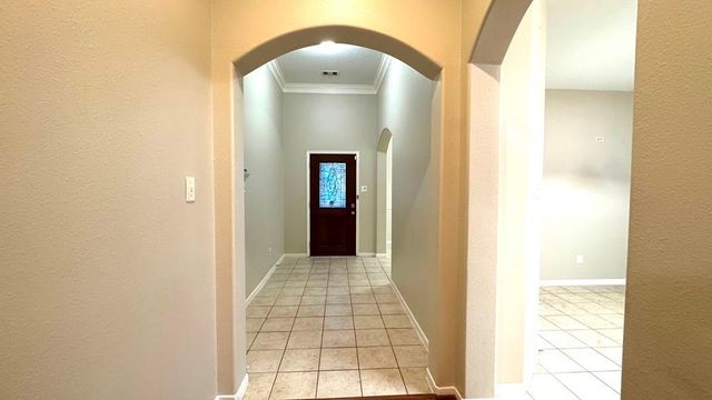 8923 Willow Wind Lane, Houston, TX 77083