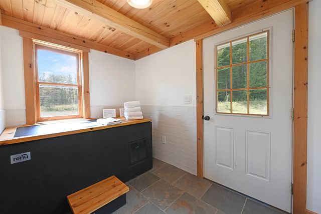 420 Steendom Lane, Lyndon, VT 05852