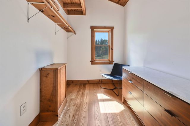 420 Steendom Lane, Lyndon, VT 05852