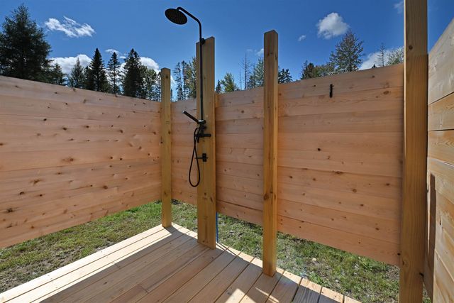 420 Steendom Lane, Lyndon, VT 05852