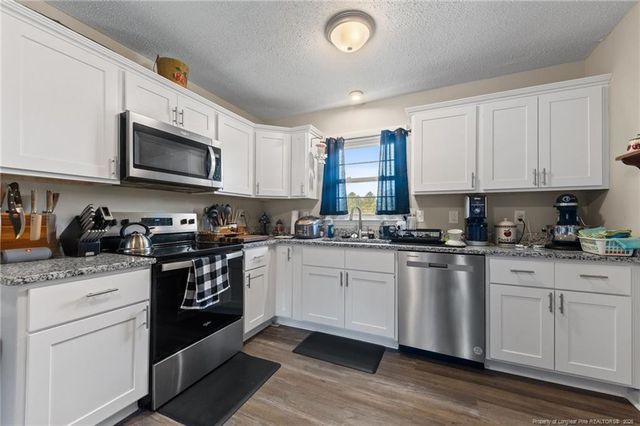 2890 Fulford Mcmillian Road, Raeford, NC 28376