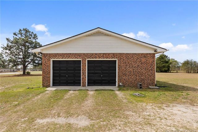 2890 Fulford Mcmillian Road, Raeford, NC 28376