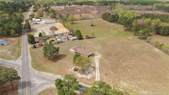 2890 Fulford Mcmillian Road, Raeford, NC 28376