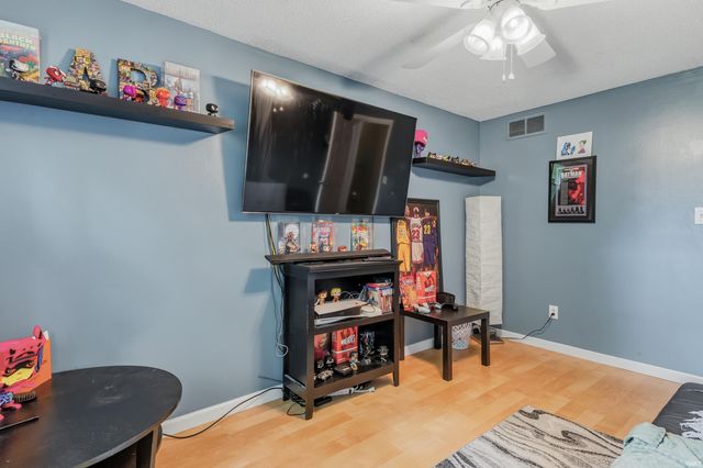 9919 E Limberlost Trail, Fort Wayne, IN 46825