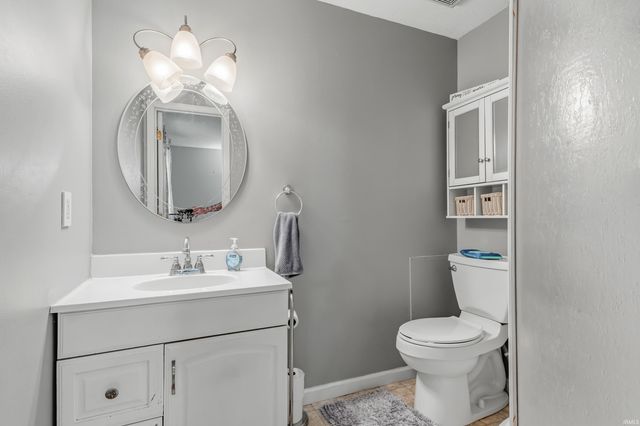 9919 E Limberlost Trail, Fort Wayne, IN 46825