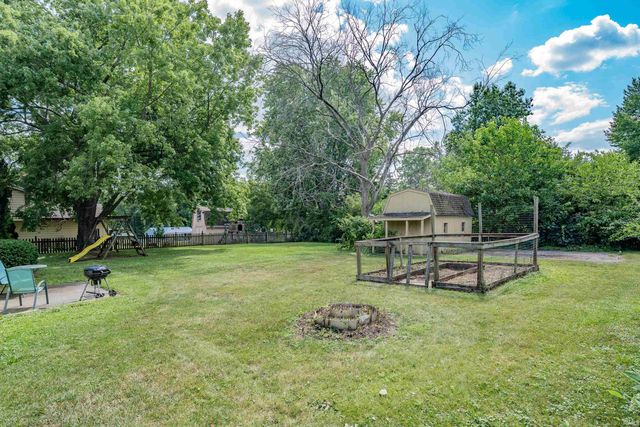 9919 E Limberlost Trail, Fort Wayne, IN 46825