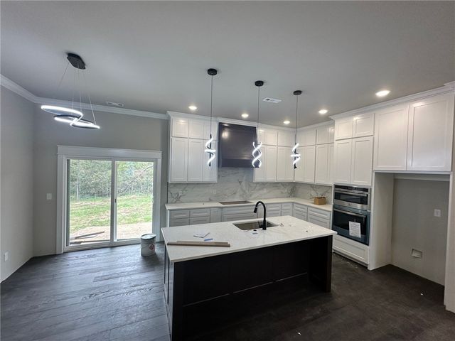 20 Leawood Lane, Bella Vista, AR 72715