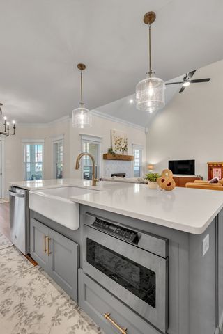 8009 Brightwater Way, Spring Hill, TN 37174