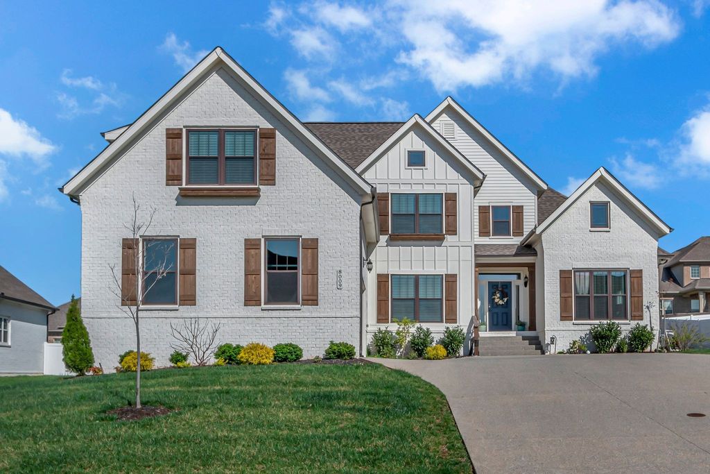 8009 Brightwater Way, Spring Hill, TN 37174