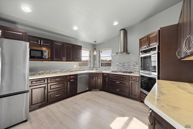 107 FOX TRAIL, Box Elder, SD 57719