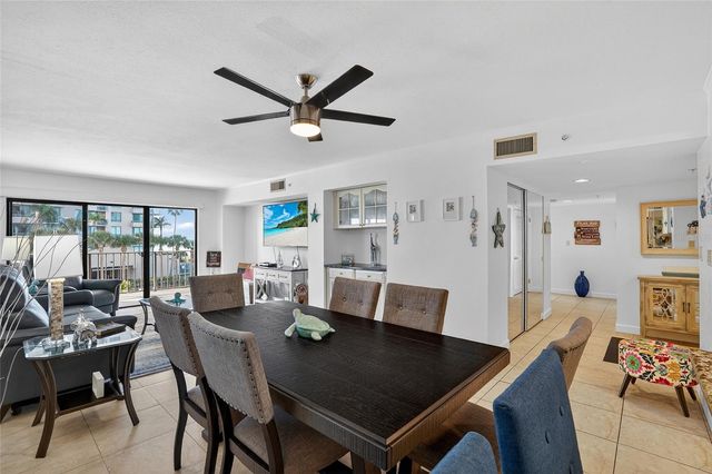 1480 GULF BOULEVARD 202, Clearwater Beach, FL 33767