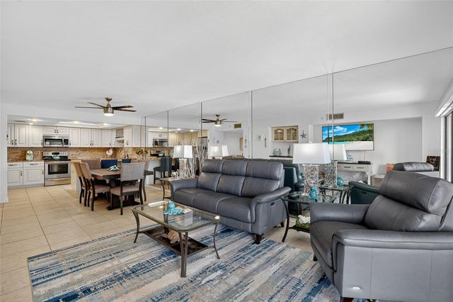 1480 GULF BOULEVARD 202, Clearwater Beach, FL 33767