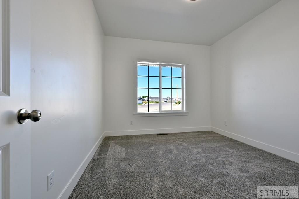 Image 10 of property listing at 3755 Benelli Dr, Idaho Falls, ID 83401