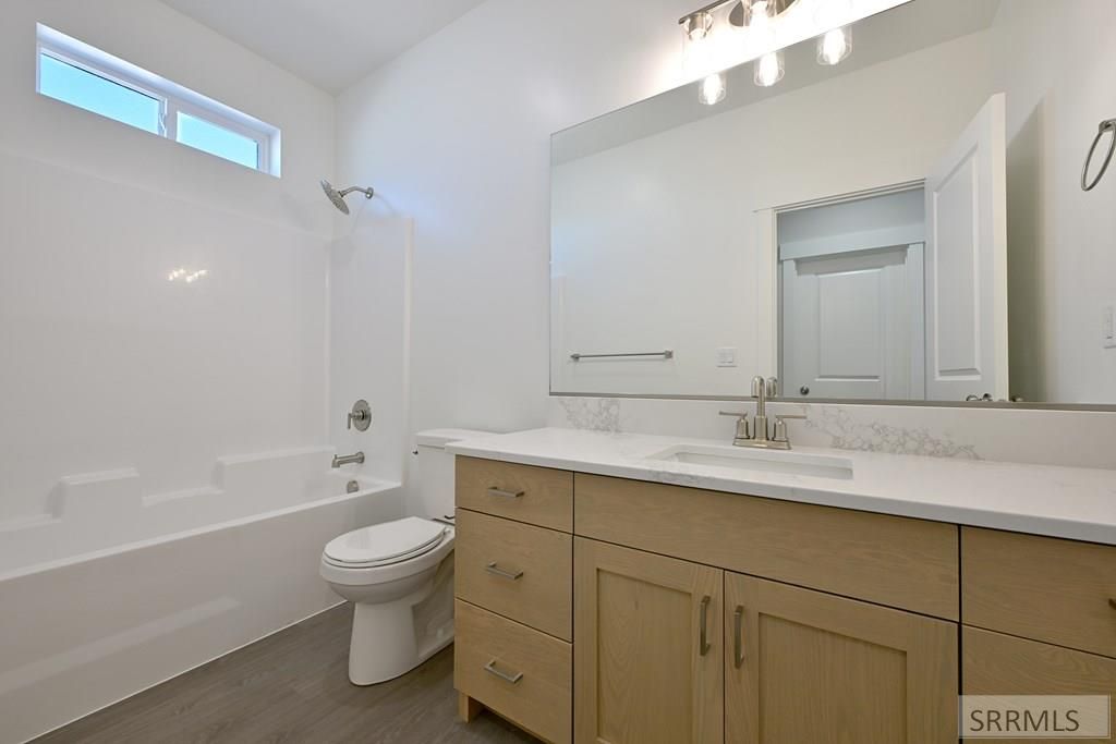 Image 12 of property listing at 3755 Benelli Dr, Idaho Falls, ID 83401