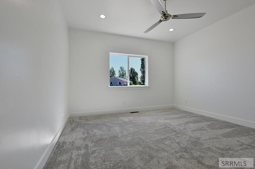 Image 6 of property listing at 3755 Benelli Dr, Idaho Falls, ID 83401